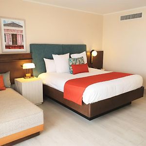Deluxe Ocean View King